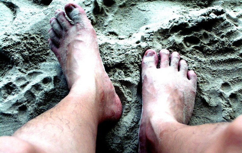 legs-on-beach