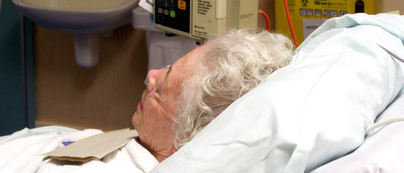 elderly-hospital-patient-1437289-1280x960